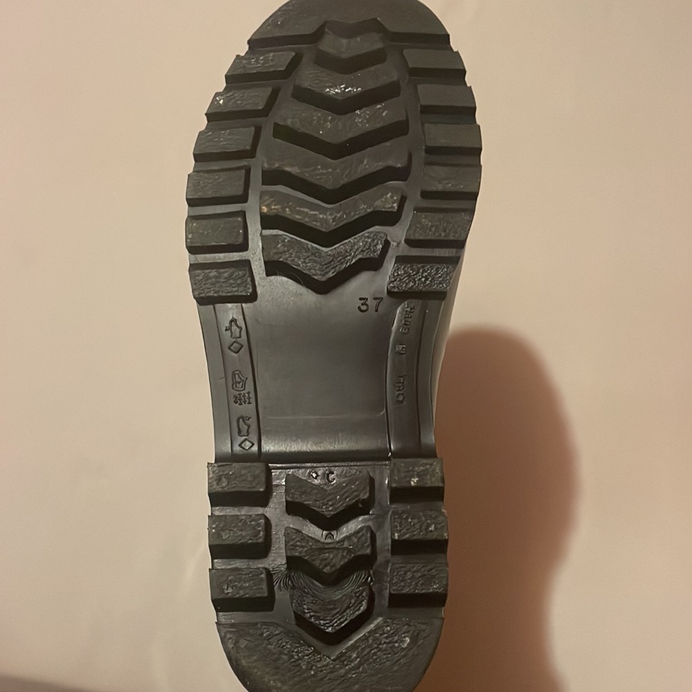 Authentic Burberry rain boots